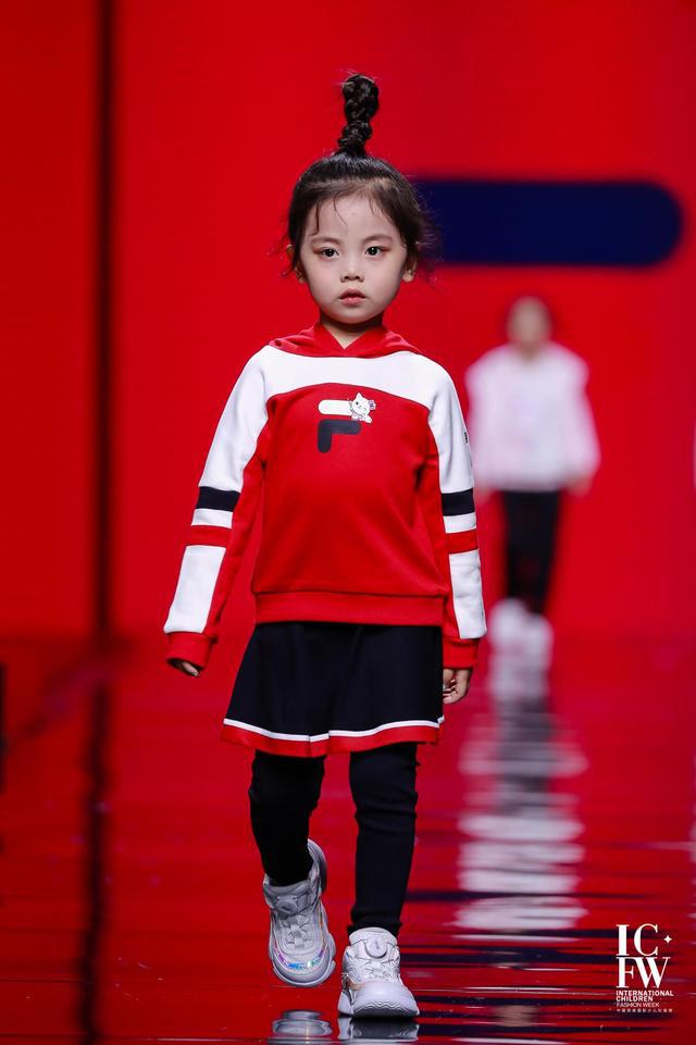 FILA KIDS精彩亮相2020西南国际少儿时装周(图6)